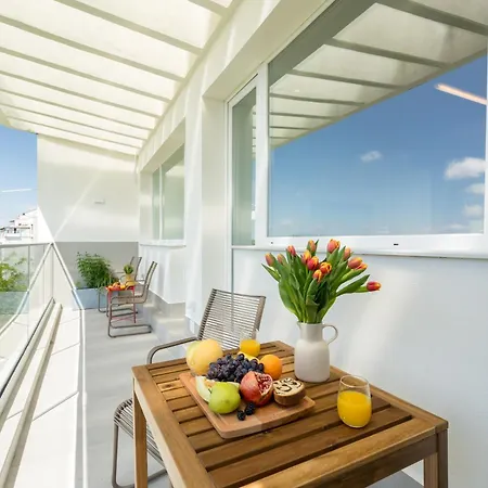 Luxury Apartment With Amazing Terrace Bukarest Exterior foto